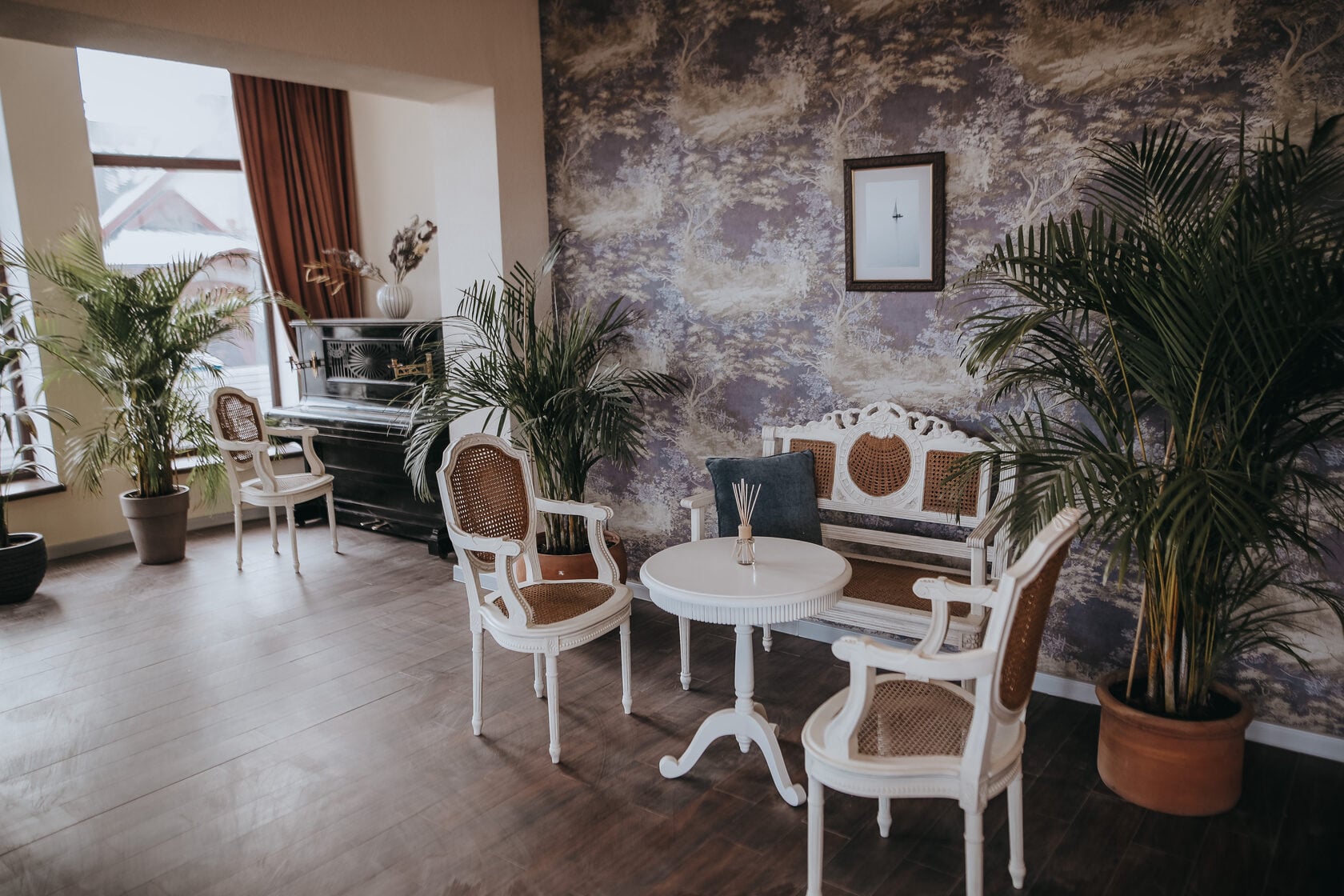 Гостинная для жителей дома престарелых Ваш Дом